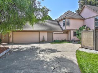 890 Lake Front Dr, Sacramento, CA
