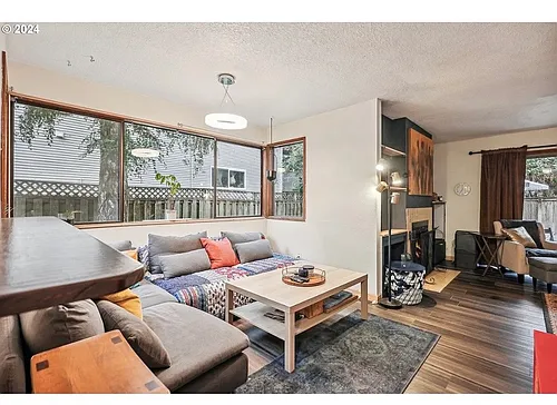 609 SE 148th Ave #609 Photo 1