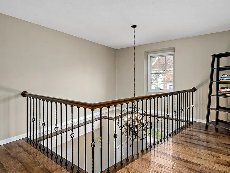 203 Boxwood Ct — Photo 18