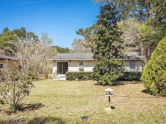 3rd image of 14804 Parker Rd