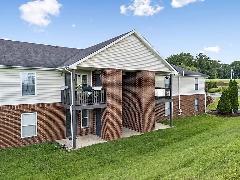 Legacy Village — Photo 94