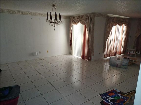 3rd image of 6403 Windwood Ct