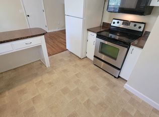 2145 Mitchell St, Lawrence, KS 66046