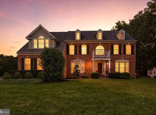 1969 Turnberry Ct, Finksburg, MD 21048