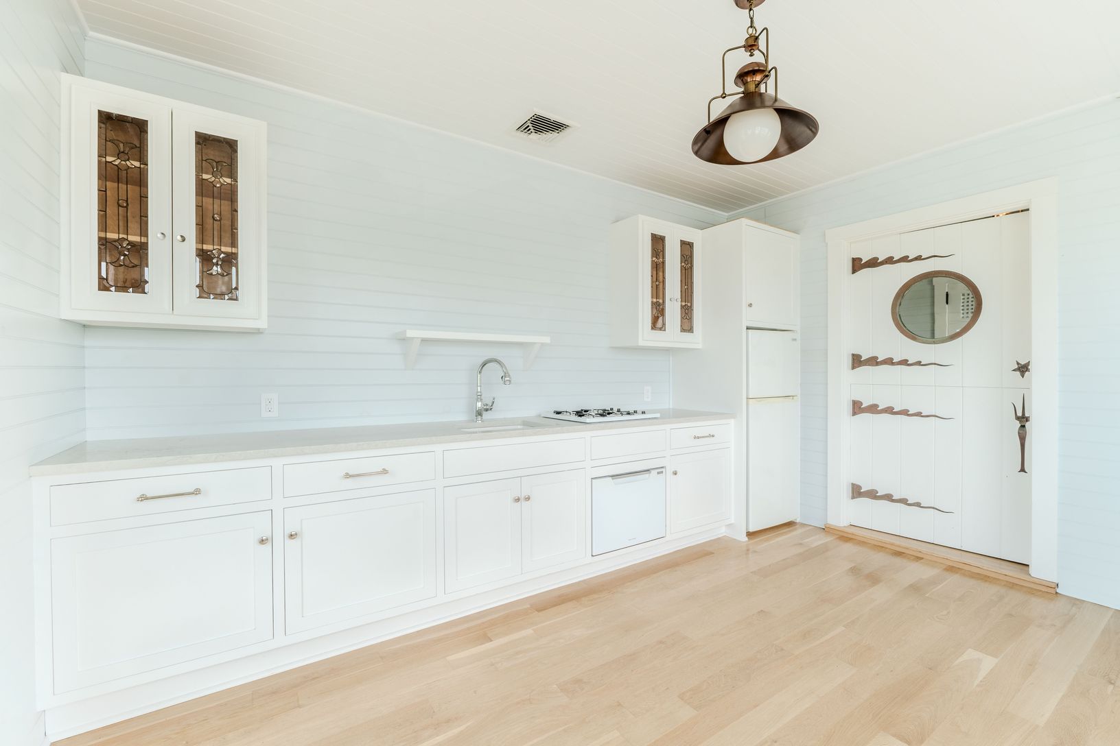  Guest Cottage Kitchen