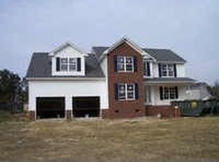 224 Scuppernong Ln, Lillington, NC 27546