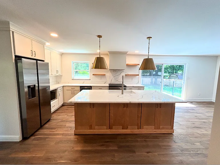 741 Cessna Rd — Photo 3