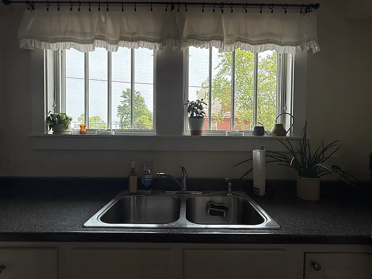 430 Shelburne Rd #3 — Photo 16