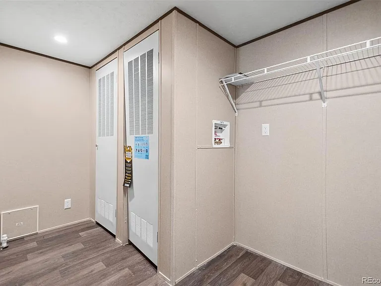 720 4th St #34 — Photo 25