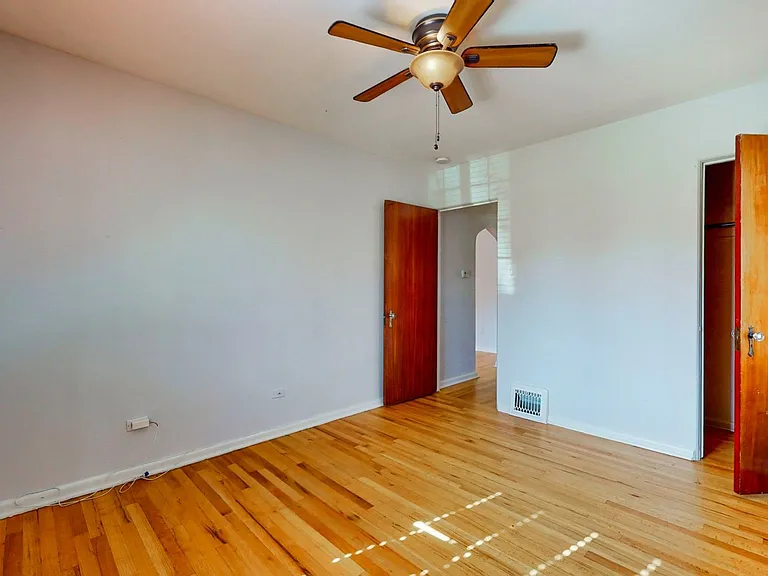 3317 N Saint Paul St — Photo 11