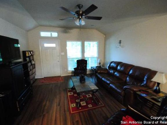 4th image of 3703 Mill Meadow Dr