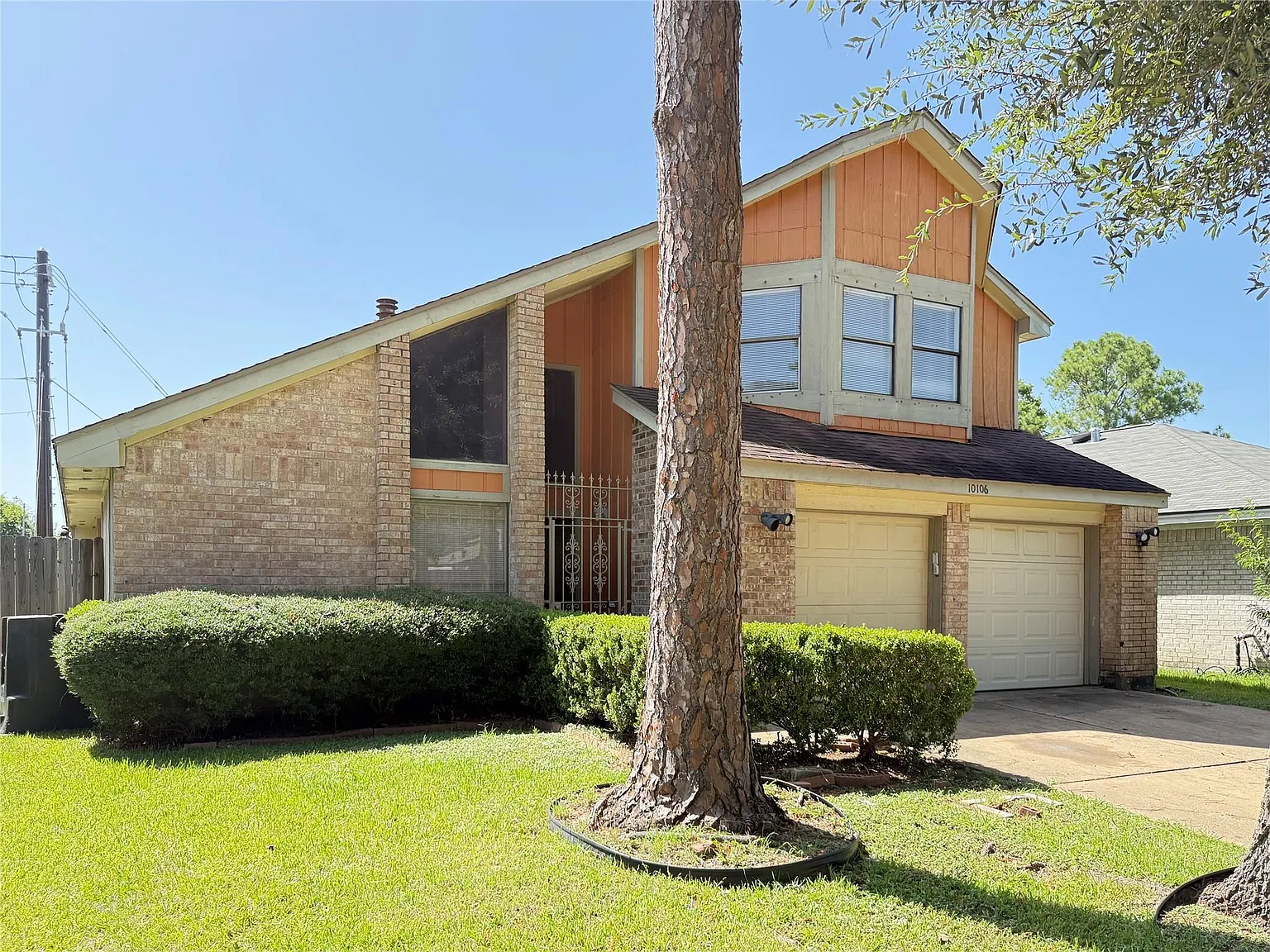 4 bed, 2.5 bath, 2166 sqft, $1,960 — Photo 3