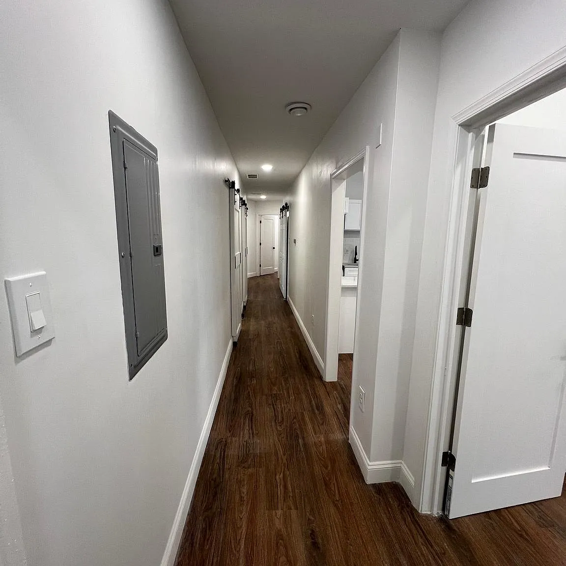 3 bed, 2851 sqft, $2,000 — Photo 4