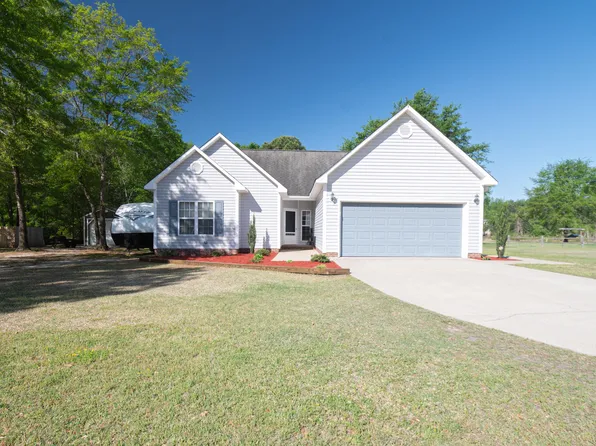 270 Brookewind Ln, Dunn, NC 28334