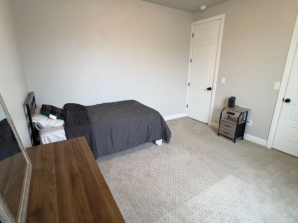 1st image of 1747 S Prevedel Dr