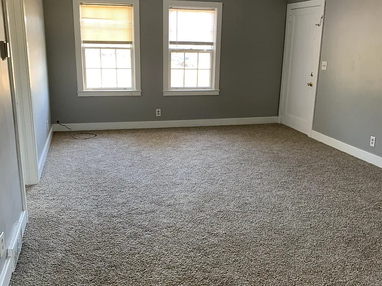 409 N Whitworth Ave #1 — Photo 6