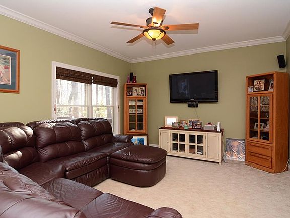 4th image of 37300 W White Tail Dr
