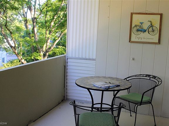 3rd image of 2109 Wooster Rd #48
