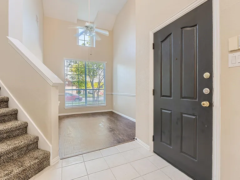 5301 Lily Dr — Photo 8
