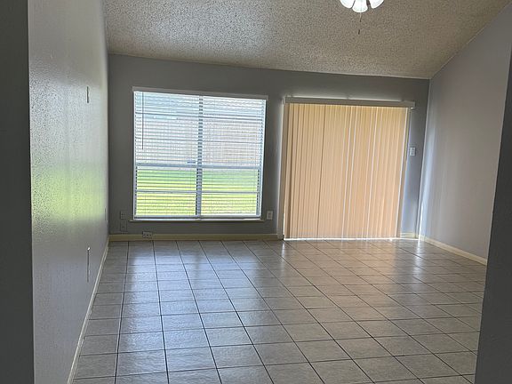 2nd image of 543 Lynnwood Dr