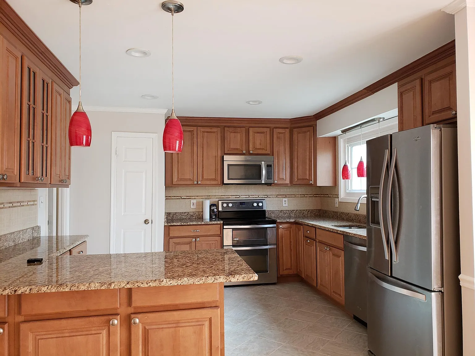 12 Feather Rock Pl — Photo 3