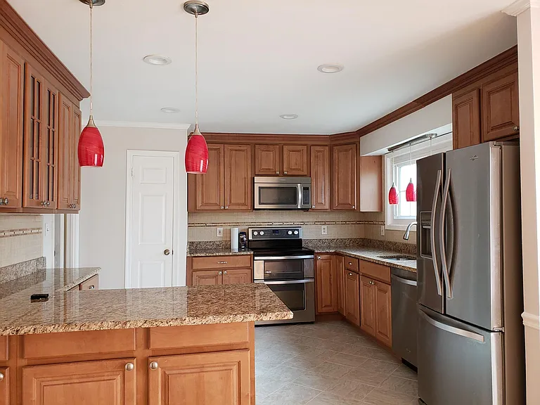 12 Feather Rock Pl — Photo 3
