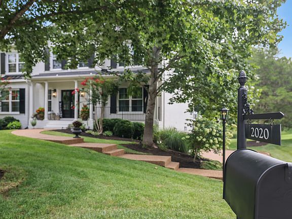 5th image of 2020 Valleybrook Dr