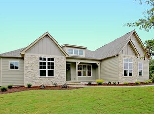 731 Brookdale Dr, Greer, SC 29651