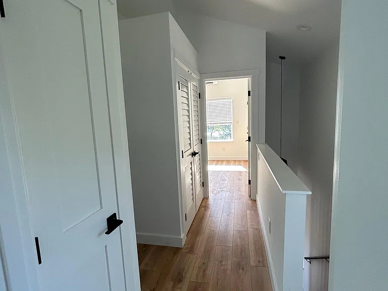 3508 NE 134th St — Photo 16