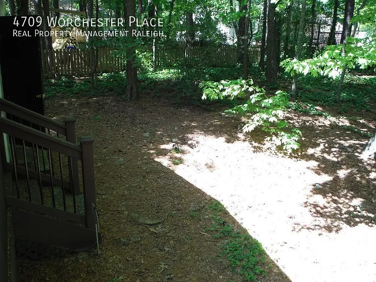 4709 Worchester Pl — Photo 4