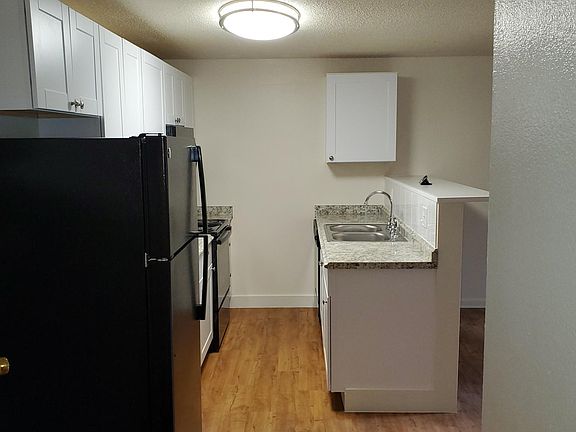 4th image of 1590 Xavier St APT 209