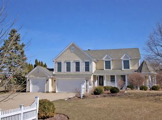 21929 N Farthingdale Ct, Deer Park, IL 60010