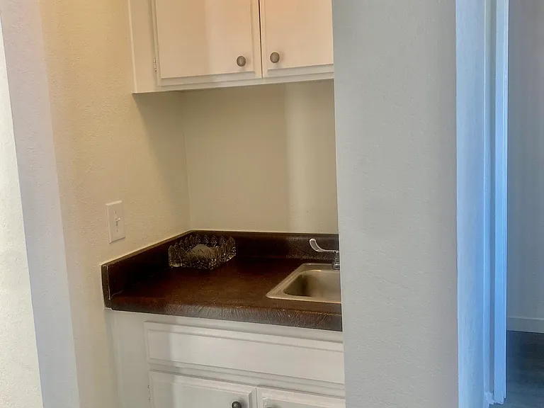 44200 Kingtree Ave #27 — Photo 17