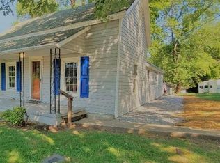 207 S Douglas Ave, Rockwood, TN 37854