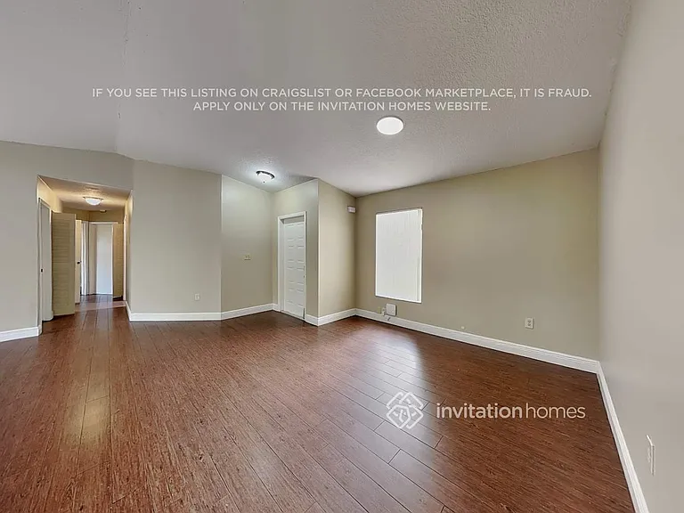 14641 N Beckley Sq — Photo 5