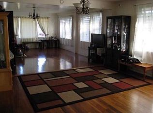 404 Hoomalu St, Pearl City, HI 96782