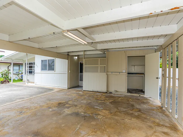 613 Papalani St — Photo 38