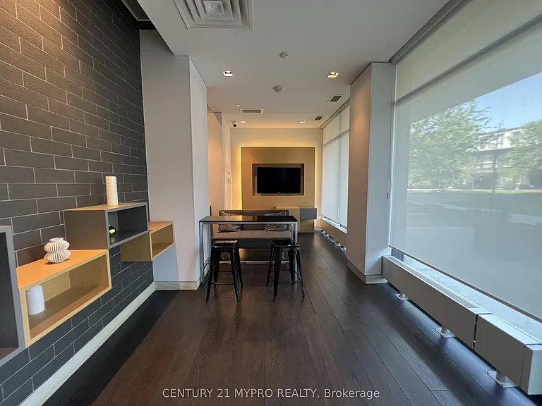 150 Fairview Mall Dr #802 — Photo 33