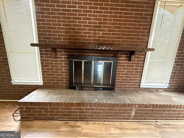 602 Hillcrest Dr — Photo 17
