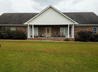 660 Sells Ln, Trenton, GA 30752