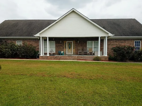 660 Sells Ln, Trenton, GA 30752