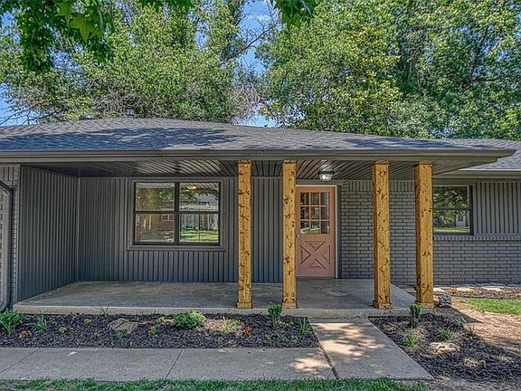 4th image of 2533 Beaurue Dr