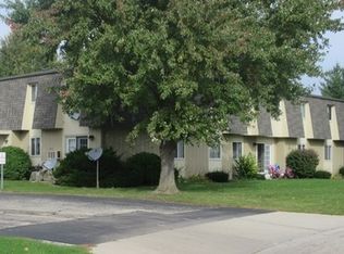 1335 Laramie Ln #8, Janesville, WI 53546