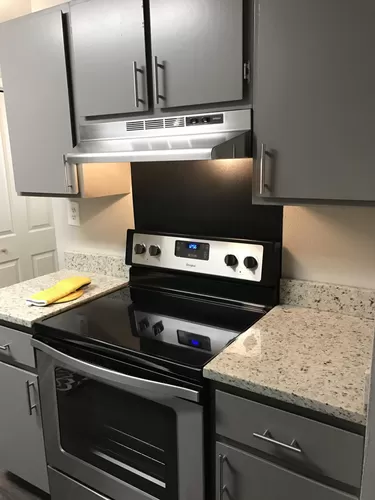 glass top stove and oven - Summer Place Apartments