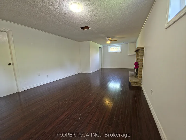 86 Tuscarora Dr #BASEMENT — Photo 12