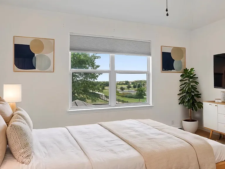 14621 Lantern Dr — Photo 28