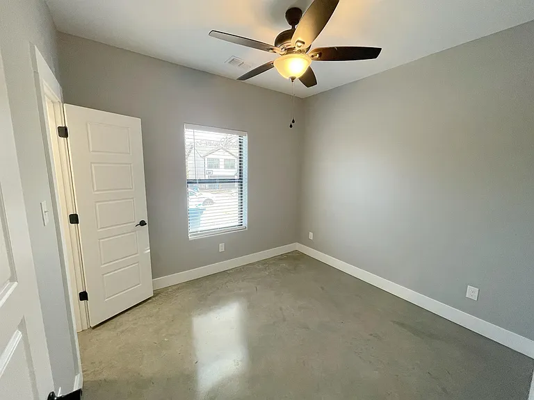 1215 Oak Dr #103 — Photo 27
