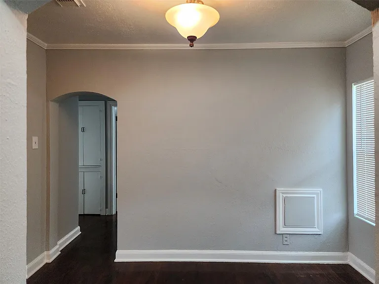 7124 Linden St — Photo 10