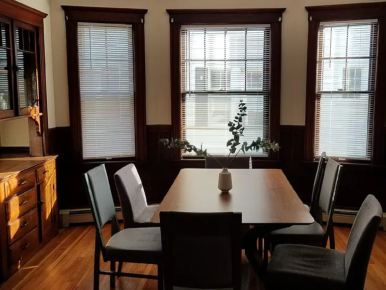 17 Traill St #1 — Photo 8