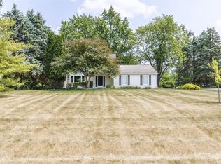 5887 E Silo Ridge Dr, Ann Arbor, MI 48108